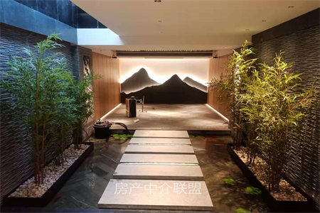 河畔花城3室2厅1卫113.23㎡